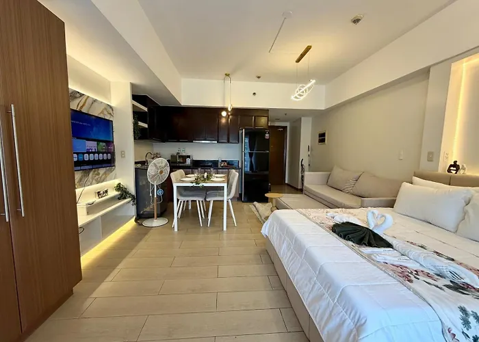Modern Luxe | Near Venice Grand Canal Manila